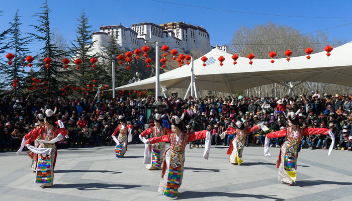 Tibetans celebrate the Tibet New Year Tibetans celebrate the Tibet New Year