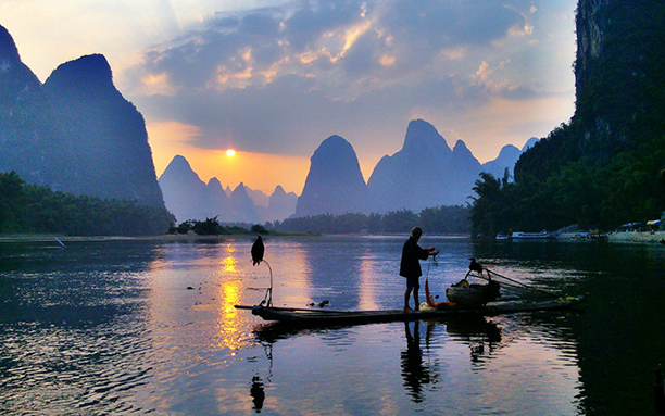 15 Days Beijing Xian Lhasa Chengdu Guilin Shanghai Small Group Tour