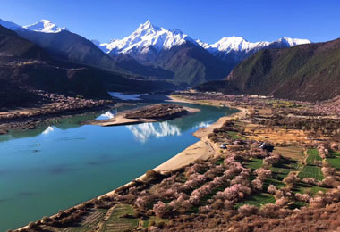 Nyingchi Mount Namcha Barwa