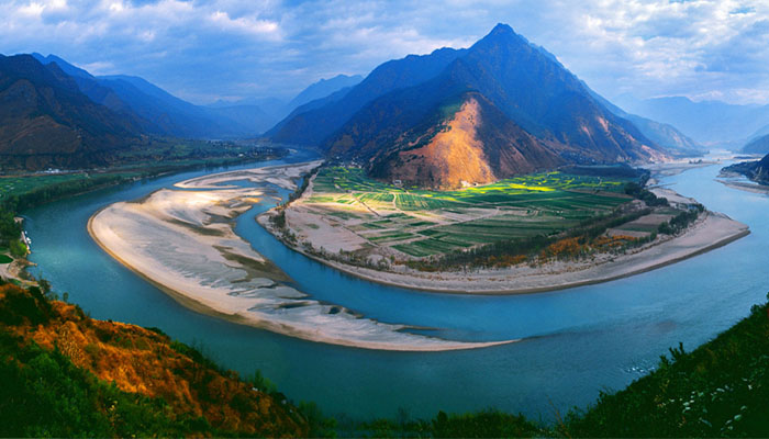 Yarlung Tsangpo Grand Canyon