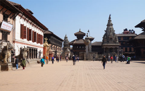 15 Days Shanghai Xining Lhasa EBC Kathmandu Tour by Train