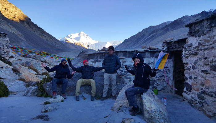 Enjoy of the stunning Mount Everest