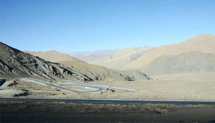 The road section crossing part of Mt.Everest