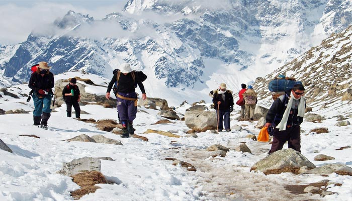 Trekking to EBC in Winter