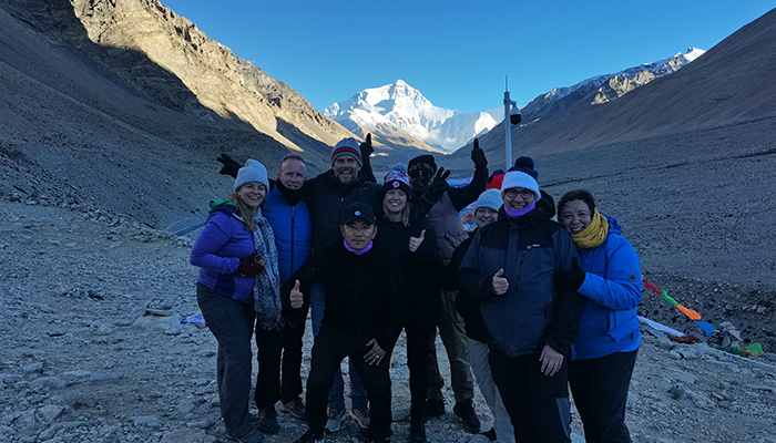 everest-base-camp-in-tibet