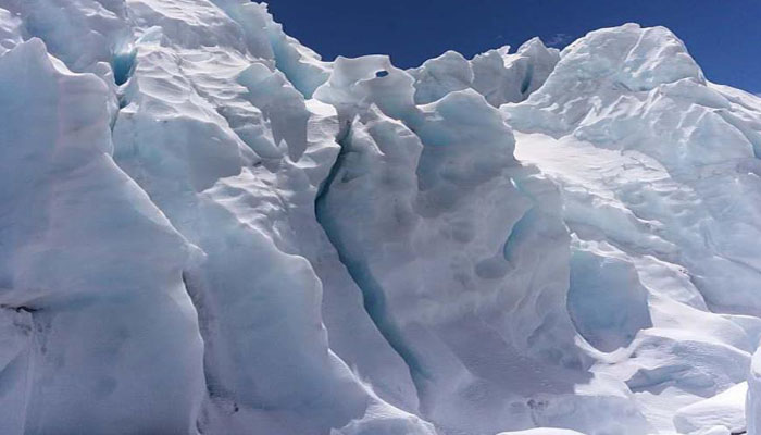 The Rongbuk glacier