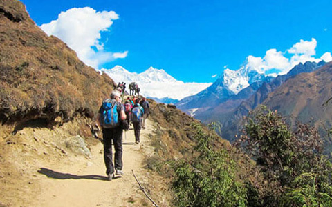 The Most Recommended Everest Base Camp Trekking Routes in Tibet