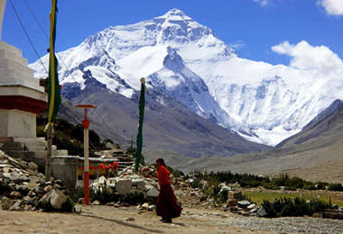 Rongbuk Monastery houses both monks and nuns separately.