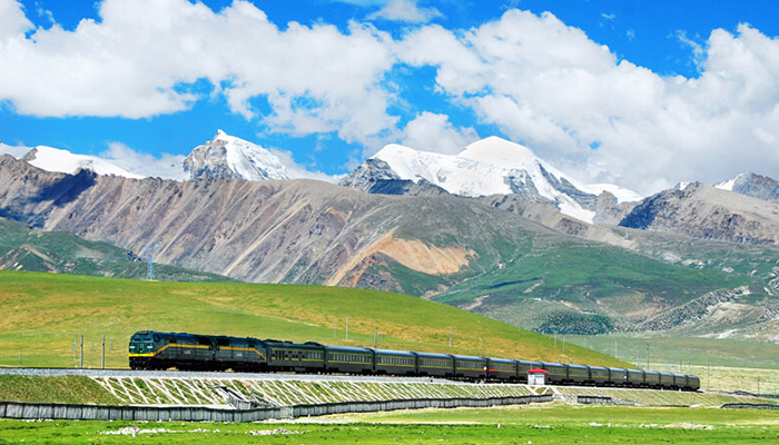 Beijing to Lhasa Train