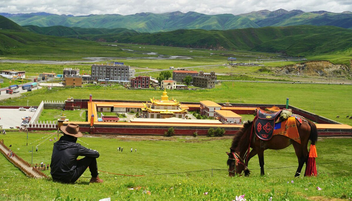 Tagong Grassland