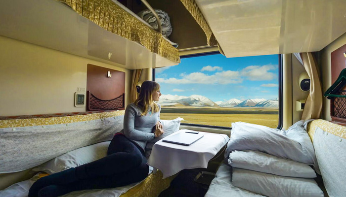Soft sleeper of Chengdu to Lhasa train