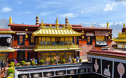 15 Days Beijing Xian Lhasa Chengdu Guilin Shanghai Small Group Tour