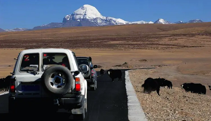 Xinjiang Tibet highway