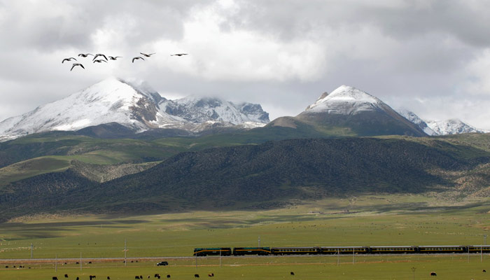 Get to Tibet by train
