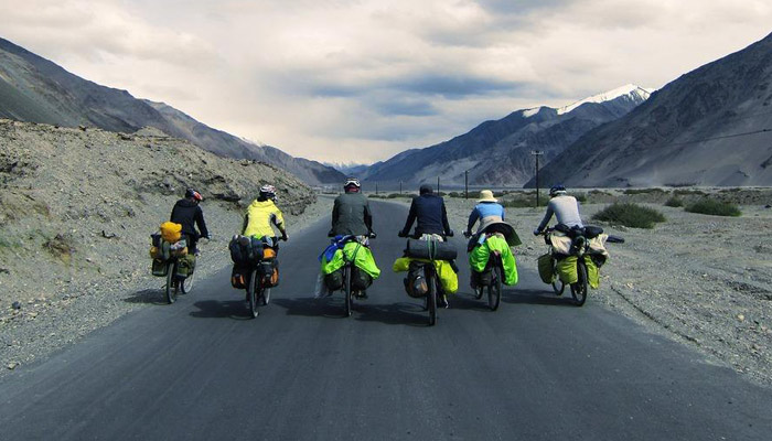 Cycling in Tibet