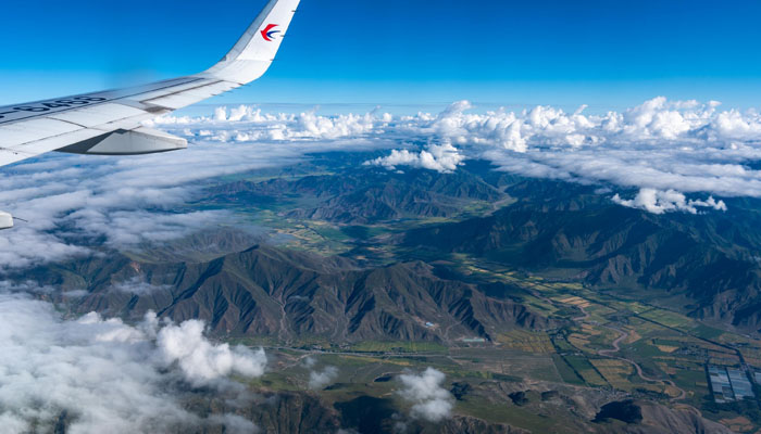 Get to Lhasa from Xi’an by Flight