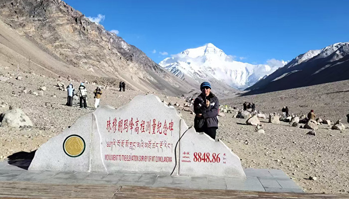 Kathmandu to Lhasa overland via Everest Base Camp