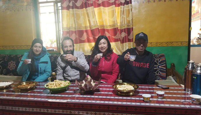 Taste Tibetan food