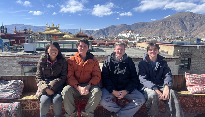 visit Lhasa city in winter