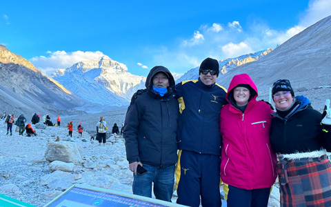 9 Days Ho Chi Minh City Chengdu Lhasa Everest Base Camp Tour