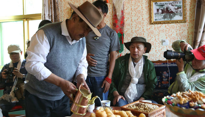 Meet Local Tibetans