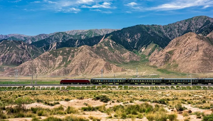 Get to Tibet by flight