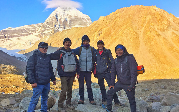 13 Days Lhasa Mt. Everest Mt. Kailash and Kathmandu Adventure Tour