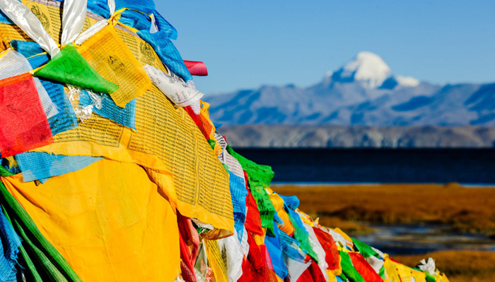 Lake Manasarovar Saga Dawa Festival