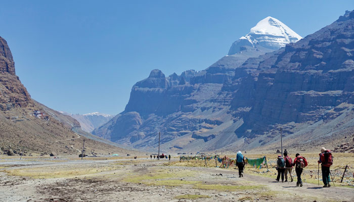 Trekking to Mount Kailash in Autumn
