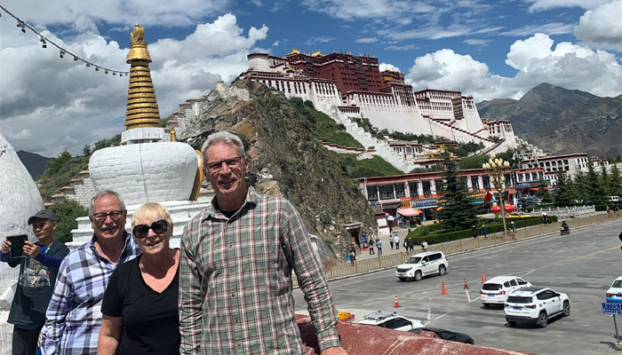 Enjoying the sights of the Potala Palace