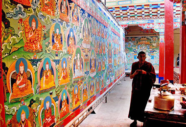 Visit in the Reting Monastery