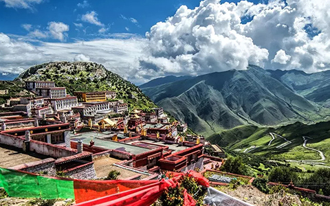 5 Days Essence of Lhasa plus Fascinating Ganden Kora