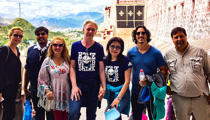 Tibet group tours