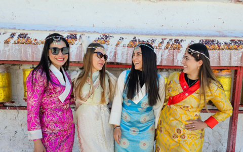 Lhasa Through the Lens: 4-Day Classic Photography & Aesthetic Tour