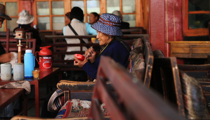 Lhasa Guangming Gangqiong Tibetan Sweet Tea House