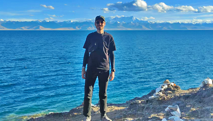 Guests trekking around Tashi Dor Island, Namtso Lake