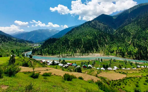 Nyingchi Tibet: Guide to Tibet’s Lower-Altitude Paradise