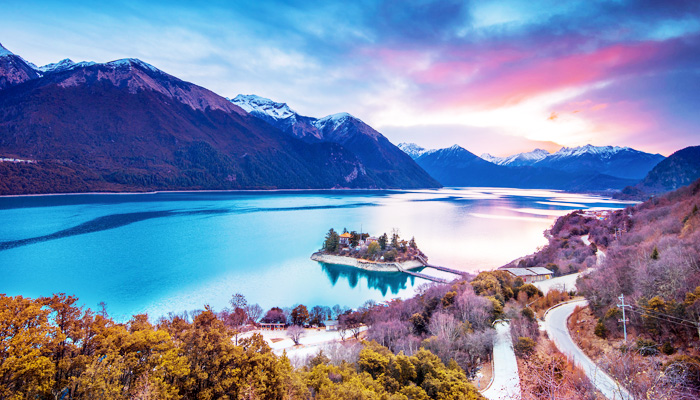 Basum Tso Lake