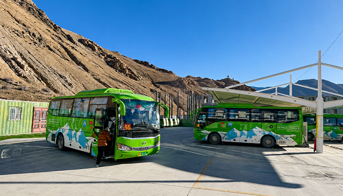 Eco-bus service to Everest Base Camp