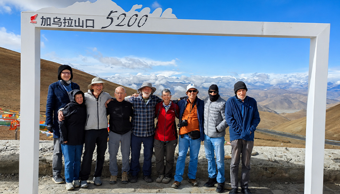 Gawula Pass in Tibet at 5210 meters