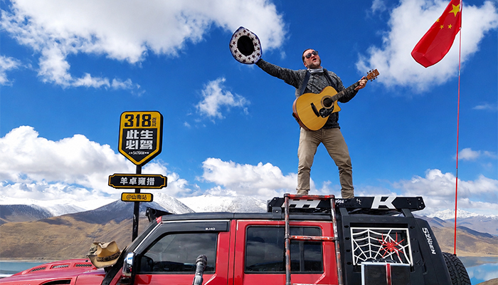 Overland tour from Shigatse Dingri Airport to Lhasa
