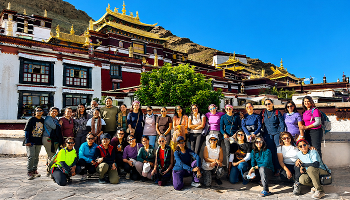 Travel to Tashilhunpo Monastery