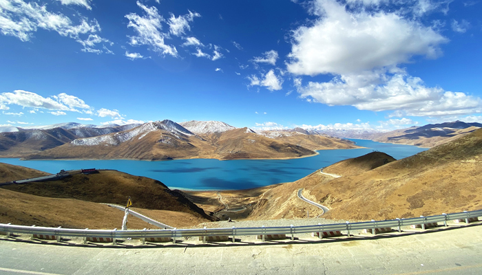 Lhasa to Shigatse overland via Yamdrok Lake