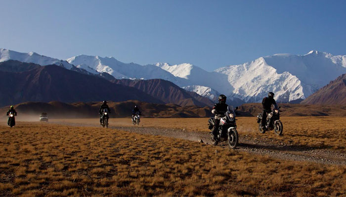 Tour across Tibet by motorcycle