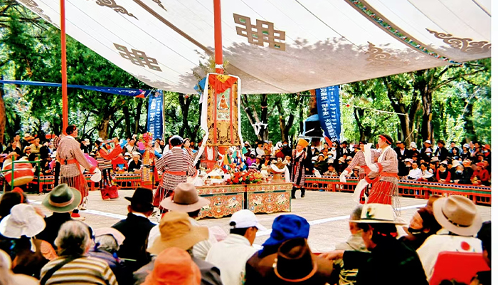 Tibetan dance performance during the Shoton Festival