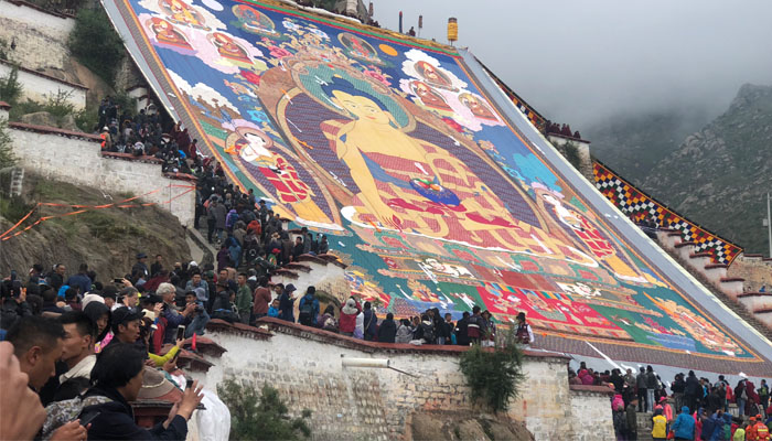 Shoton Festival in Lhasa Drepung Monastery
