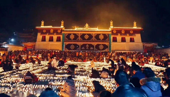 Celebrate the Butter Lamp Festival in Ganden Monastery