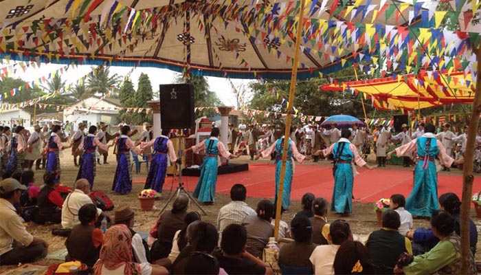 Tibetan Opera Performances in Norbulingka Palace