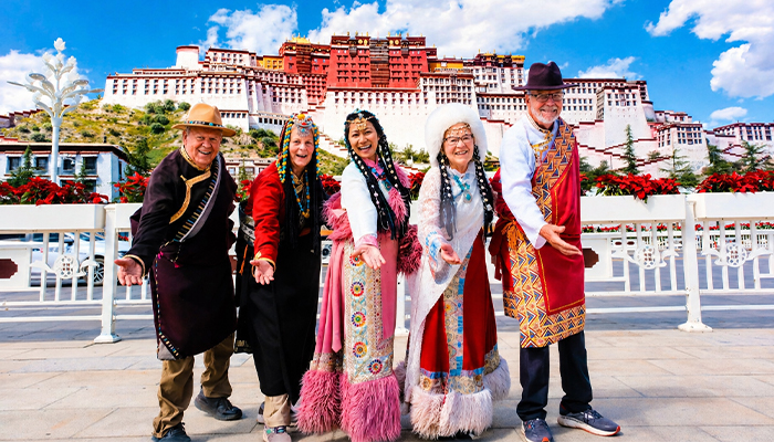 traditional Tibetan costumes