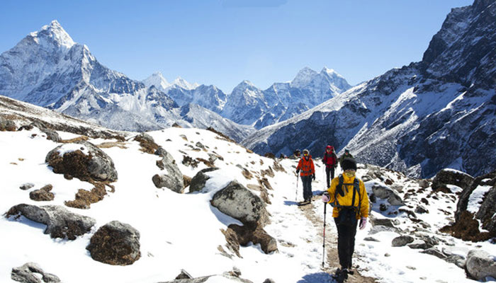 Trekking to Nepalese Himalayas